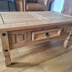 Mexican pine coffee table