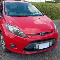 Ford fiesta 1.25 petrol (Red)