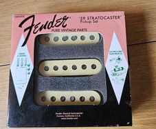 Fender Pure Vintage 59 pickups