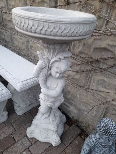Garden Planters - New - Only 85 Each