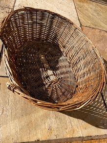free small dog / cat basket