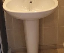 Bathroom sink with pedestal