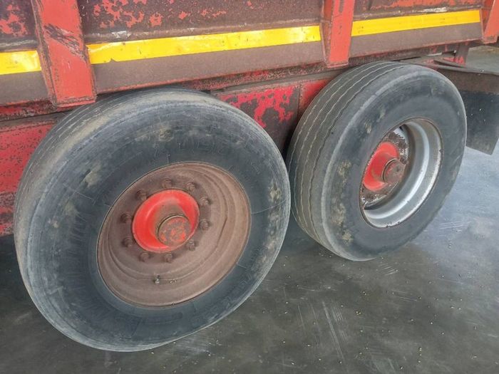 Ruscon Grain trailer