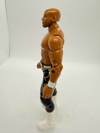 wwe Aew unrivalled series 5 Scorpio Sky action figure