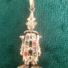 Vintage 9ct gold articulated clown pendant 6.24g