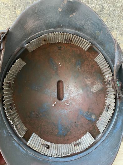 Original WW1 French M15 Adrian Helmet. Infantry Badge. Original paint & liner. Militaria