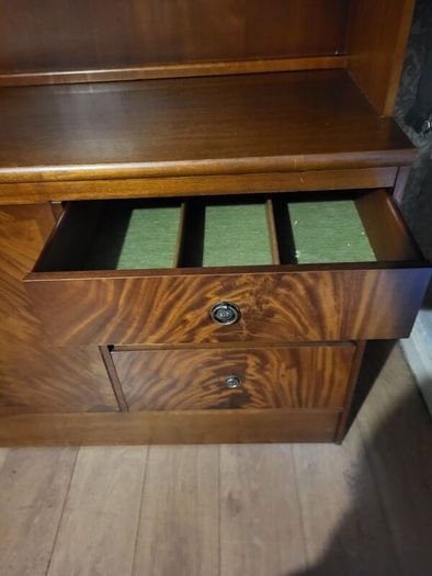 Beautiful sideboard display unit