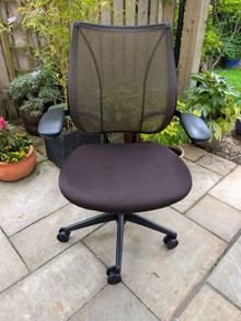 ergonomic office chair