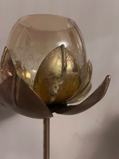 Decorative candle holder