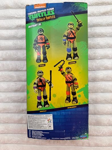Teenage Mutant Ninja Turtles TMNT Totally Turtles Mutant XL Michelangelo Action Figure approx. 27 cm. Damaged Box Please see photos