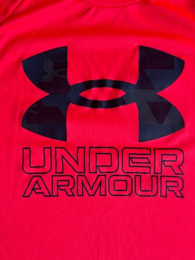 Under Armour Top