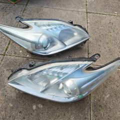 Headlights Toyota Prius 30