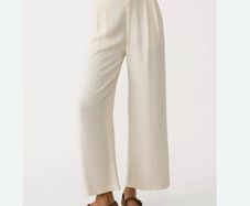 Stradivarius Wide-Leg Linen Blend Pleated Trousers Ecru Beige