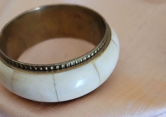 Vintage brass & horn braclet