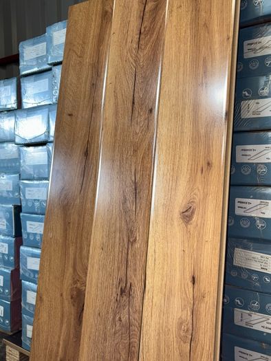 Laminate flooring