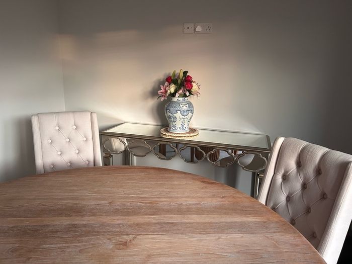 Camden Isle Yasmina Console