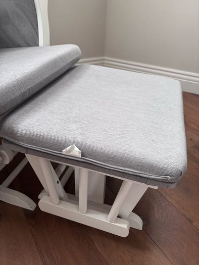 Babylo Rocking Feeding Chair