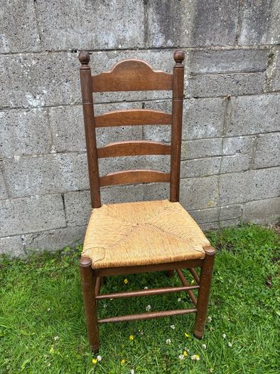 Set of 5 Antique solid oak wood ladder back dining chairs with original wicker seats