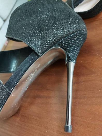 Kurt Geiger shoes. Postage included. Size 5