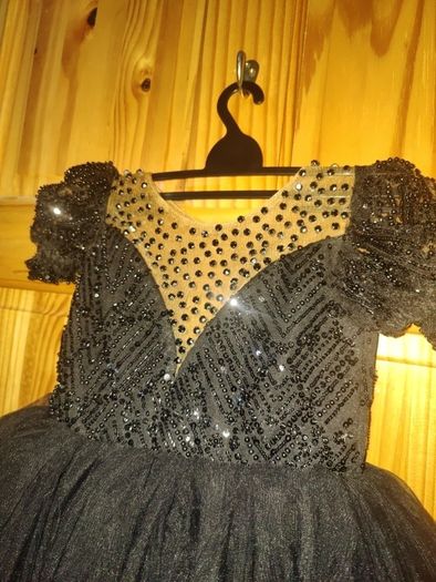 beautiful girl dress