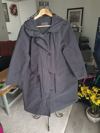 Oska Raincoat