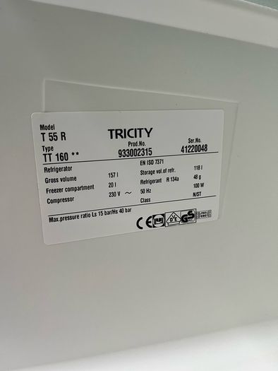 Fridge freezer