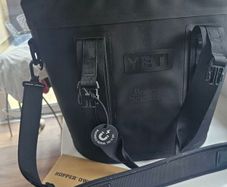 yeti cooler bag