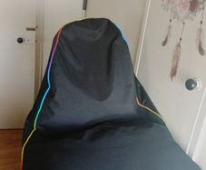 Gaming chair/beanbag and foot poof