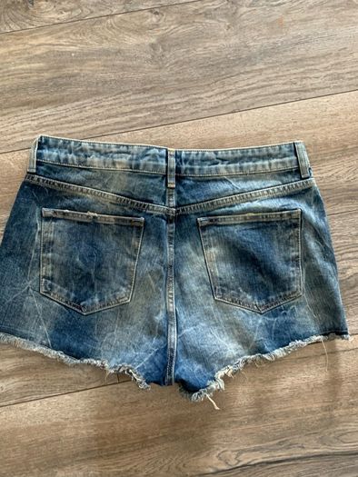 Ladies shorts