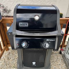 Weber E-210 Gas BBQ