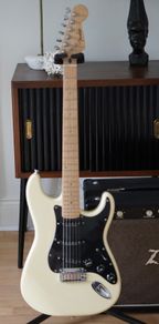 Fender Special Edition Ash Blonde Stratocaster