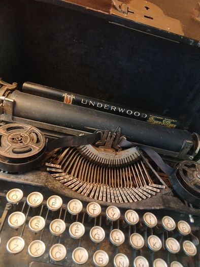 typewriter