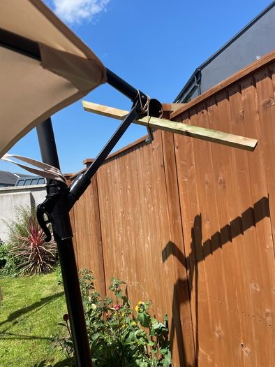 Parasol - base not included - needs new winder but works