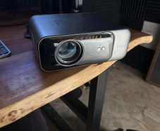 Yaber Pro V9 projector