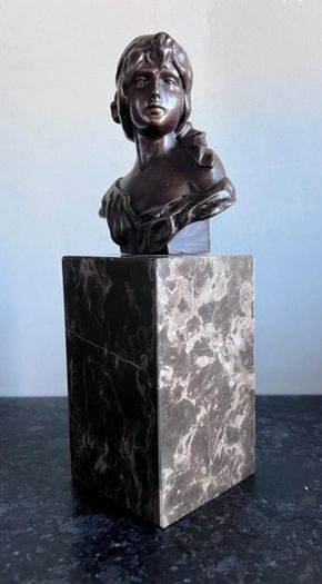 Art-Nouveau Bust Of A Woman - Bronze, Marble, Signed