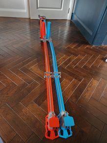 Hot wheels car track