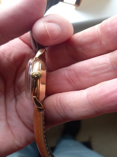 18 ct gold omega
