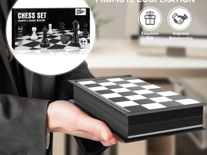 Chess Board Set Game -Travel Magnetic Chess Piece Set with Chess Folding/Portable Storage Board-Traditional Strategy Game for Kids/Children/Adults MULTIPLE COLOURS AVAILABLE, SEE PHOTOS (FREE POSTAGE)