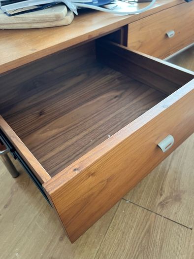 tv table