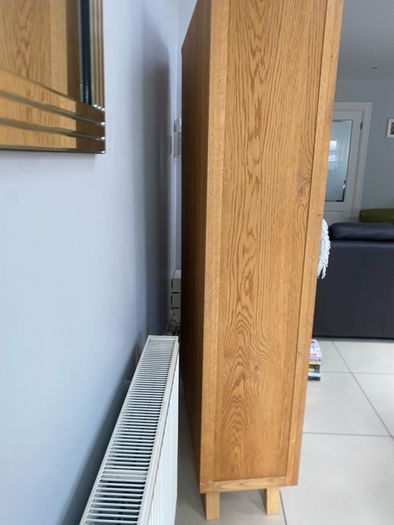 Solid Oak Bookcase / Display Cabinet - Excellent Condition