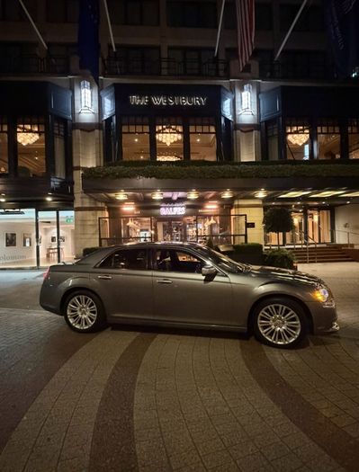 Chrysler 300c Car Hire for your special occasion