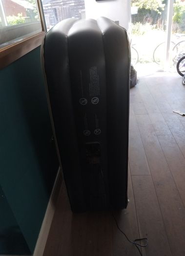inflatable mattress