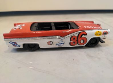 Toy car