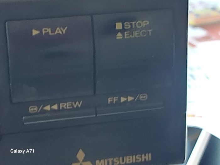 Mitsubishi Video Cassette Recorder Model HS-347E, no remote, in excellent cosmetic condition