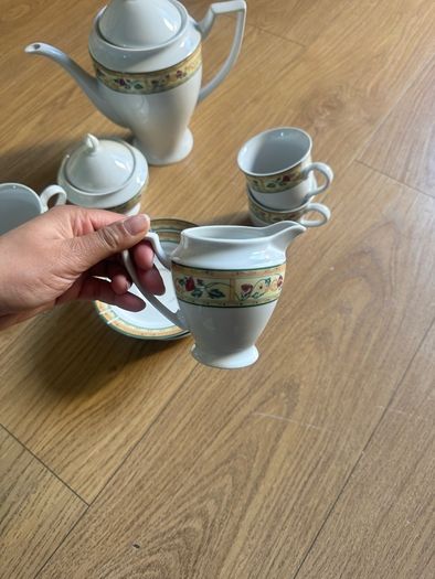 Dinnerware sets 2