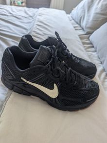 Nike Vomero 5