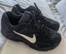 Nike Vomero 5