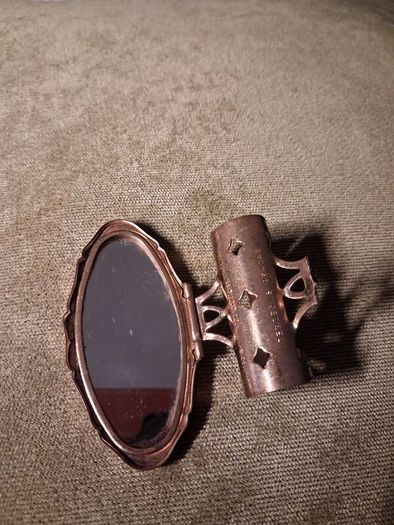 Vintage Stratton lipstick holder