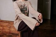 Designer lightweight long-sleeve T-shirt S-M