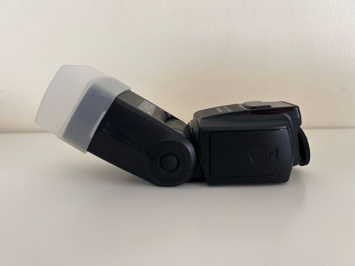 Yongnuo Speedlite YN560 III